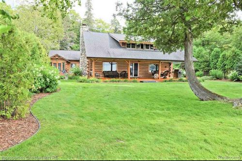 3749 N M 75, Boyne City, MI, 49712-8121 | Card Image