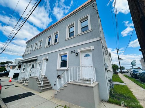 2-352 Keene St, Perth Amboy, NJ, 08861-2632 | Card Image