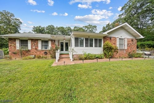 1 Rockridge Ter, Dover, NJ, 07801-4428 | Card Image