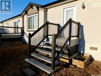 8 Allard Bay, House other with 3 bedrooms, 2 bathrooms and null parking in Gravelbourg SK | Image 2