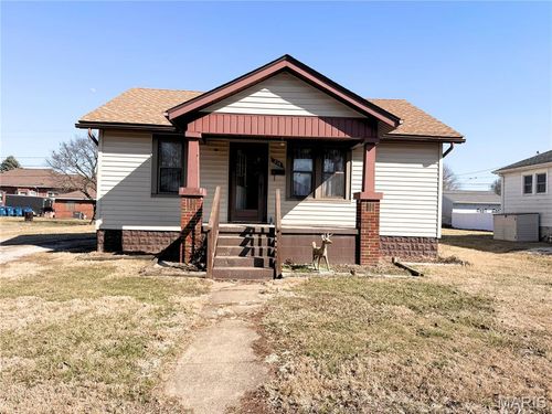 215 Logan St, Bethalto, IL, 62010-1515 | Card Image