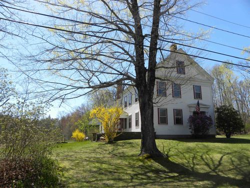 156 Beach Plain Road, Danville, NH, 03819 | Card Image