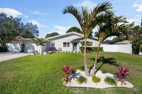 638 Mehlenbacher Road, BELLEAIR, FL, 33756 | Card Image