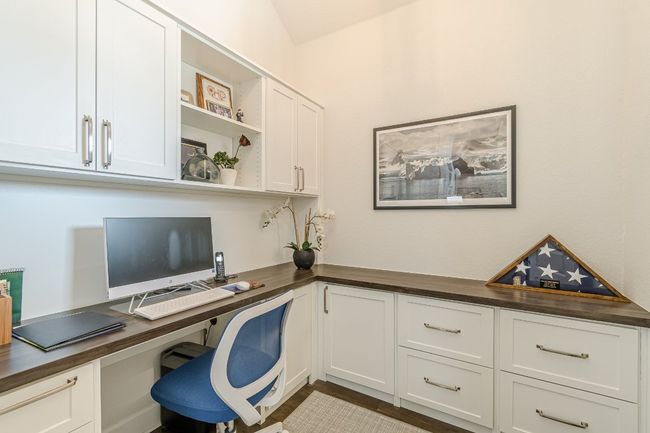 Office space with built in desk | Image 6