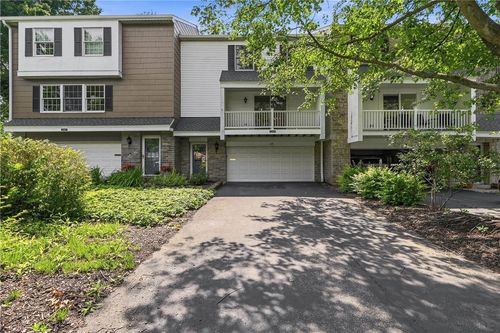 149 Roscommon Pl, Canonsburg, PA, 15317-2445 | Card Image