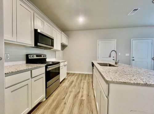 2841 Peony Dr, Sherman, TX, 75092-1100 | Card Image