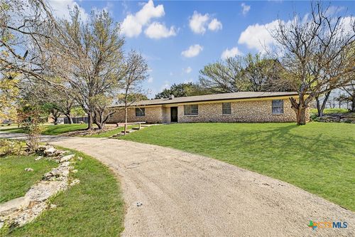 369 County Road 4314, Lampasas, TX, 76550-3938 | Card Image