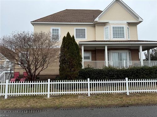 3647 E Ocean View Ave, Norfolk, VA, 23518-1427 | Card Image