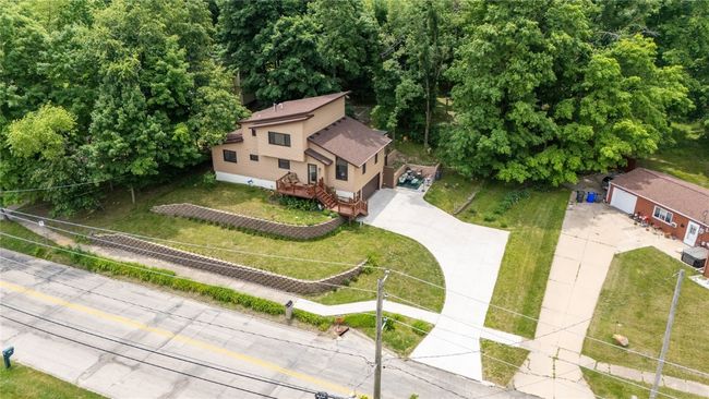 2145 Coldstream Ave Ne, House other with 3 bedrooms, 2 bathrooms and null parking in Cedar Rapids IA | Image 27