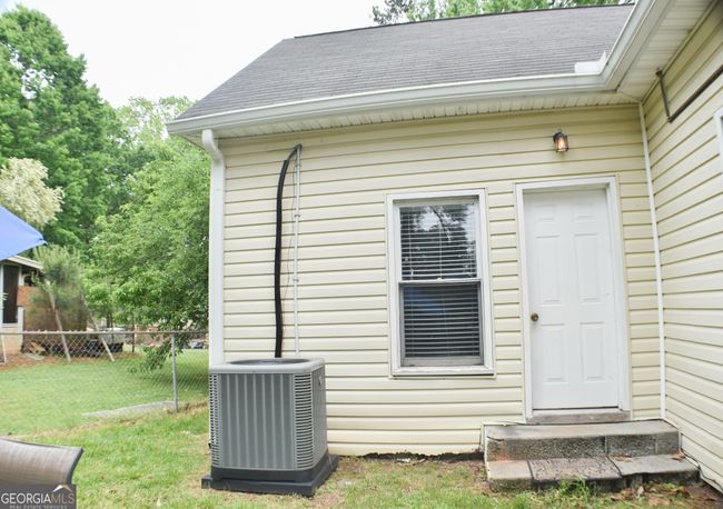 3292 Howell Cir, House other with 3 bedrooms, 2 bathrooms and null parking in Duluth GA | Image 6