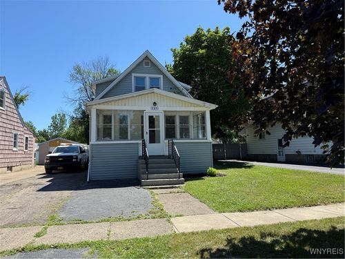 737 92nd St, Niagara Falls, NY, 14304-3503 | Card Image