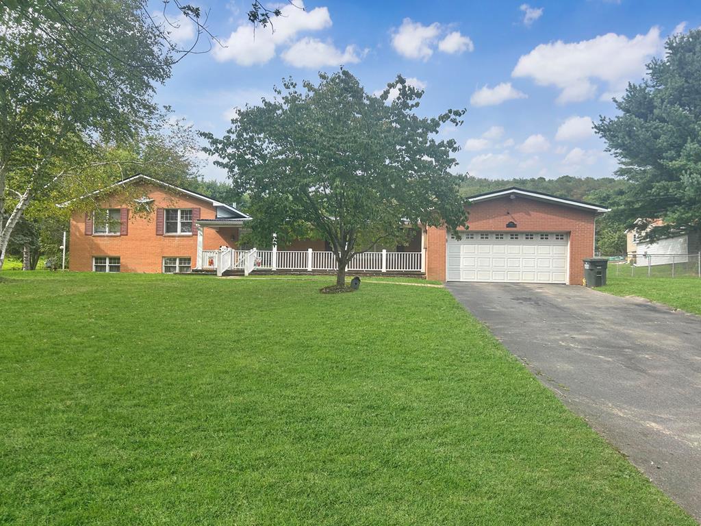 Brickyard Bend Rd, New Cumberland, WV 26047