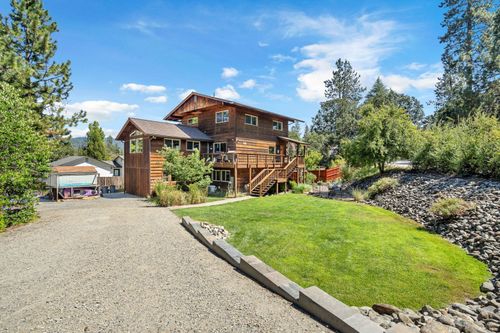 181 Hanover St, Weaverville, CA, 96093-8081 | Card Image