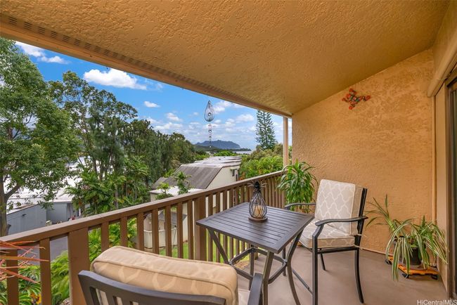 Views of Mokoli?i from your covered lanai | Image 21
