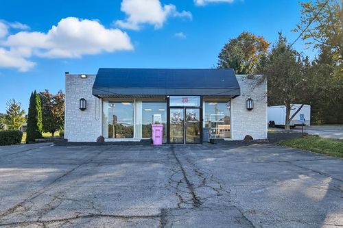 25 S Lexington Springmill Rd, Ontario, OH, 44906-1325 | Card Image