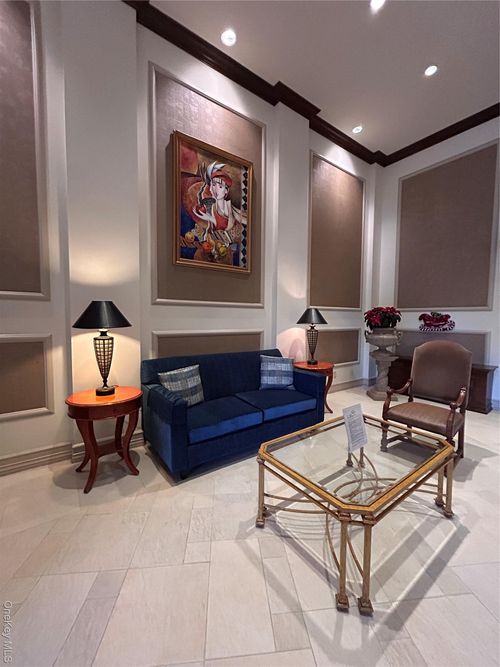 apt-8u-1 Bay Club Dr, Bayside, NY, 11360-2906 | Card Image