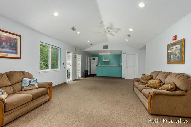 Club House | Image 28
