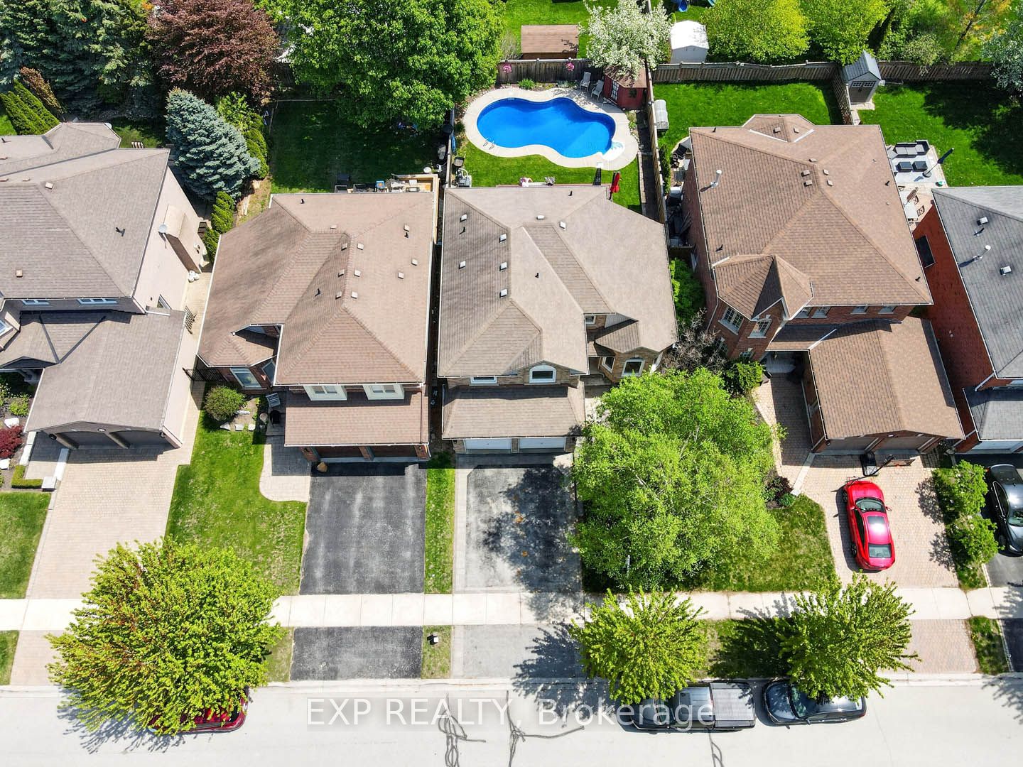 Residential in Pickering 3