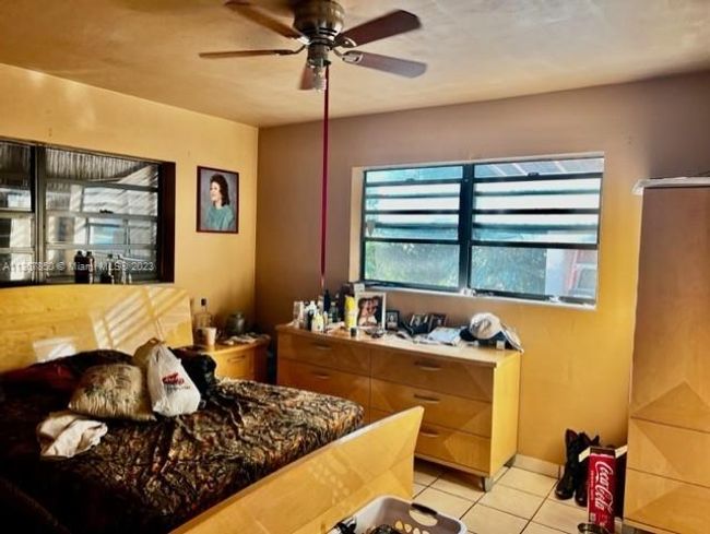 665 Ne 178th St, House other with 3 bedrooms, 2 bathrooms and null parking in Miami FL | Image 11