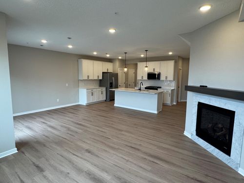 21926 Harvest Ave, Rogers, MN, 55374-6019 | Card Image