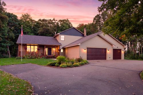 25644 Goodwin Rd, Wyoming, MN, 55092-9358 | Card Image