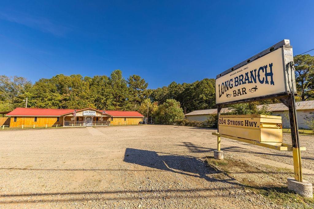 204 Strong Hwy, El Dorado, AR 71730