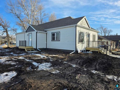 106 S Florence Ave, Colman, SD, 57017-9428 | Card Image