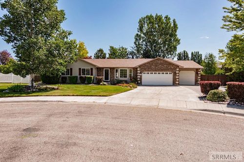1184 Shadow Mountain Ct, Idaho Falls, ID, 83404-8245 | Card Image