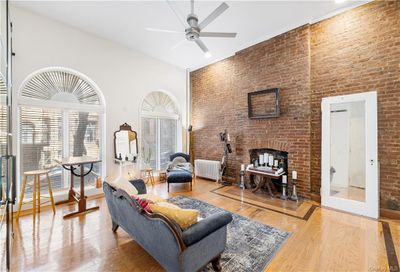 2F - 316 W 103rd Street, Home with 1 bedrooms, 1 bathrooms and null parking in New York NY | Image 2