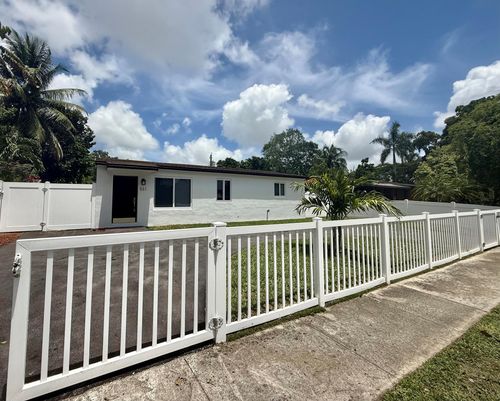 531 N 68th Ter, Hollywood, FL, 33024-7531 | Card Image