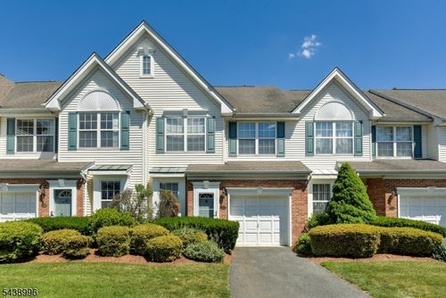 118 Barclay Dr, Nutley, NJ, 07110-3912 | Card Image