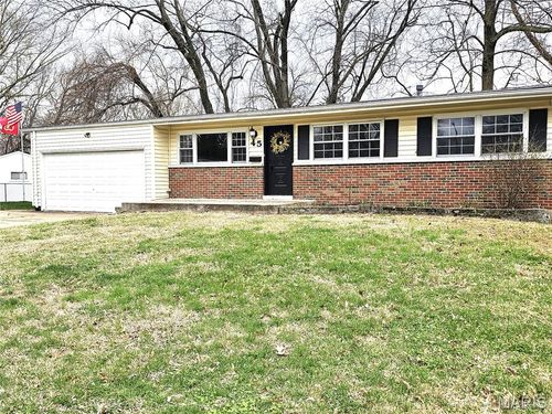 45 Saint Leonard Ct, Saint Charles, MO, 63301-1769 | Card Image