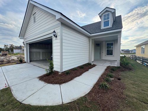 1122 Lady Bird Way, North Myrtle Beach, SC, 29582-7639 | Card Image