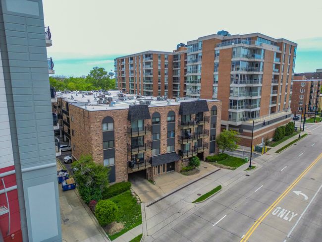 APT-2K - 603 River Rd, Condo with 2 bedrooms, 2 bathrooms and 1 parking in Des Plaines IL | Image 50