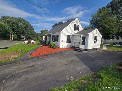 207 Nichols Dr, Waterbury, CT, 06708-4742 | Card Image