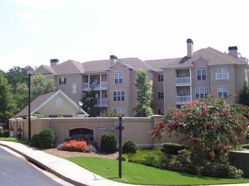 232 Ashford Cir, Dunwoody, GA, 30338-2304 | Card Image