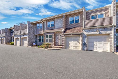 2840 Nicole Ct, Oceanside, NY, 11572-3348 | Card Image