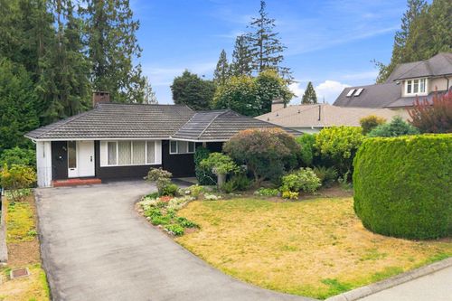 535 Ailsa Ave, Port Moody, BC, V3H1A5 | Card Image