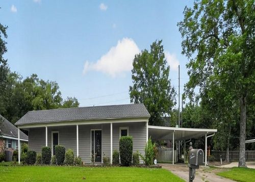 218 Ormond Oaks Dr, Destrehan, LA, 70047-3528 | Card Image