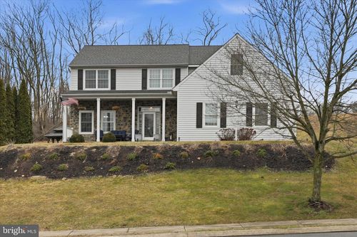 44 Silver Dr, Elizabethtown, PA, 17022-8746 | Card Image