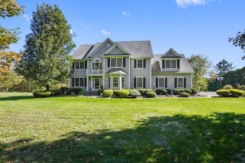 1 Lisa Ct, New Milford, CT, 06776-4680 | Card Image