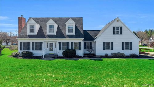 11881 Broadway St, Alden, NY, 14004-9563 | Card Image