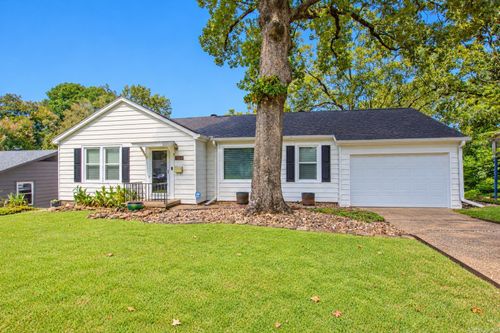 1324 Pine Valley Rd, Little Rock, AR, 72207-2631 | Card Image