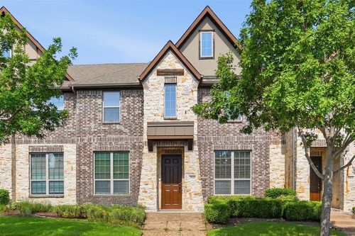 3920 Canton Jade Way, Arlington, TX, 76005-4535 | Card Image