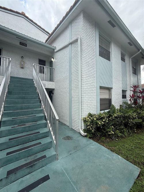 204-2730 Forest Hills Blvd, Coral Springs, FL, 33065-5491 | Card Image