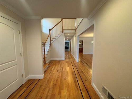 45 Fisher Ave, Eastchester, NY, 10707-2611 | Card Image