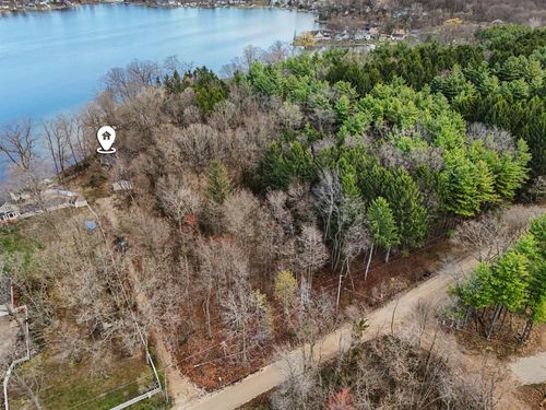 11790 Lakeway Drive, Plainwell, MI, 49080 | Card Image