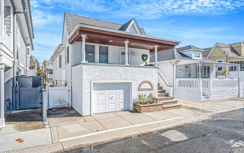 74 Brookline Ave, East Atlantic Beach, NY, 11561-1121 | Card Image