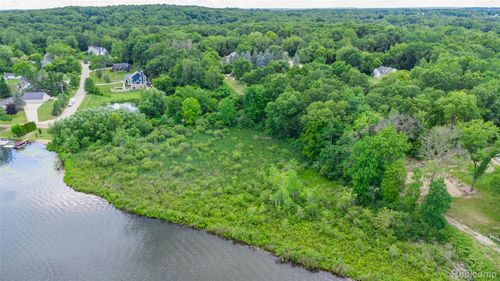 00 Big Lake Rd, Davisburg, MI, 48350 | Card Image
