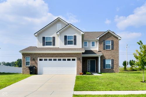 984 Bent Branch Ln, Greenwood, IN, 46143-2670 | Card Image